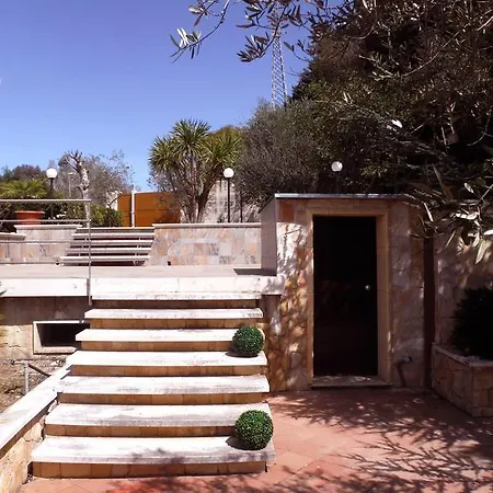 Pina Villa