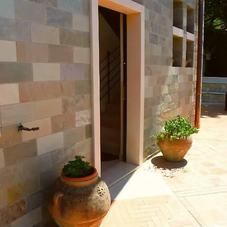 Pina Villa *